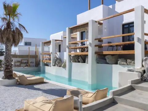 Sandaya Luxury Suites, Νάουσα