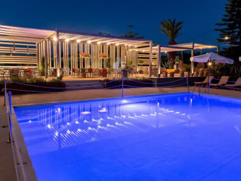 Apollo Resort Art Hotel, Κυπαρισσία