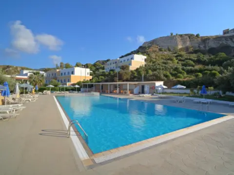 Hermes Hotel, Κέφαλος