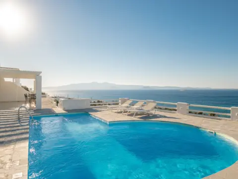 Apricot & Sea Luxury Villas, Μικρή Βίγλα