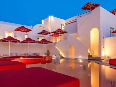 Art Hotel, Πύργος