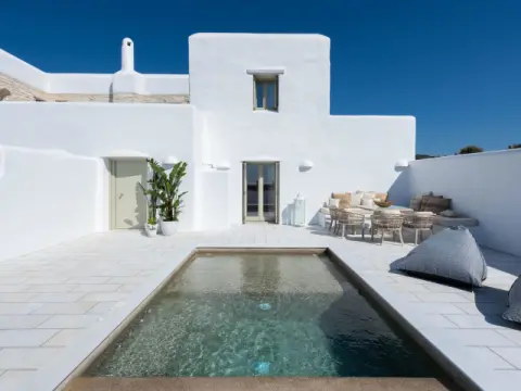 Sersi Paros Villas & Suites, Πάρος