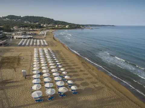 Aldemar Olympian Village, Σκαφιδιά