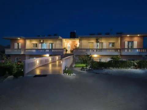 Skamagkas M. Apartments, Χανιά