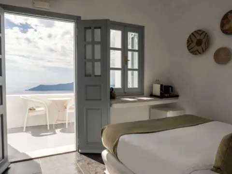 La Roka Cliffside Memories, Ημεροβίγλι