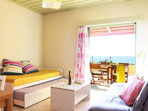 Esperides Apartments By The Sea, Μαραθόπολη