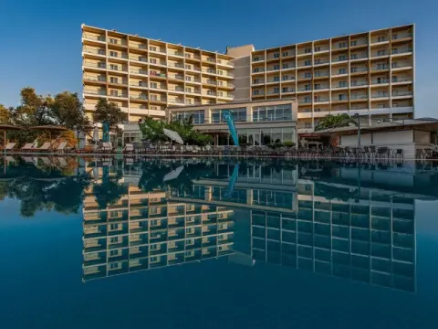 Evia Riviera Resort, Αμάρυνθος