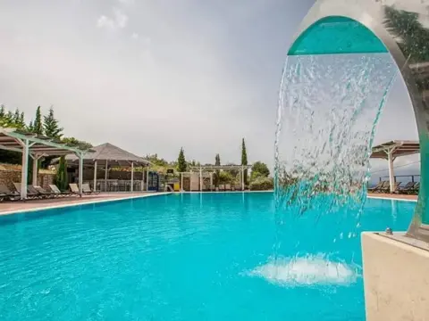 Thalassa Hotel, Πάλαιρος