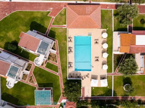 Blue Marine Village, Παραλία Ανθηδόνας