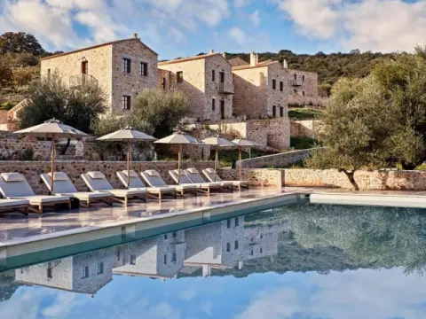 100 Rizes Seaside Resort, Γύθειο