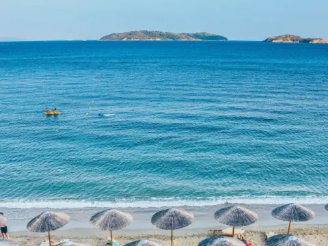 Radisson Resort Plaza Skiathos, Καναπίτσα