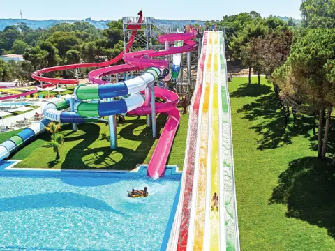 Grecotel LUXME Oasis at Riviera Olympia & Aqua Park, Κυλλήνη