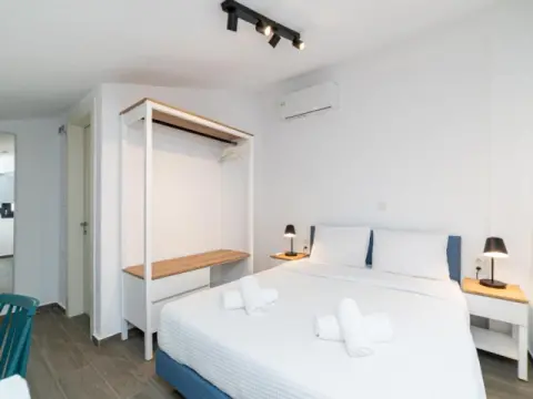 Erato Residential Complex, Οφρύνιο