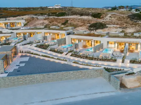 Solus Suites, Μήλος