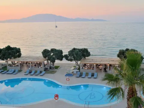 Alykanas Beach Grand Hotel, Αλυκανάς