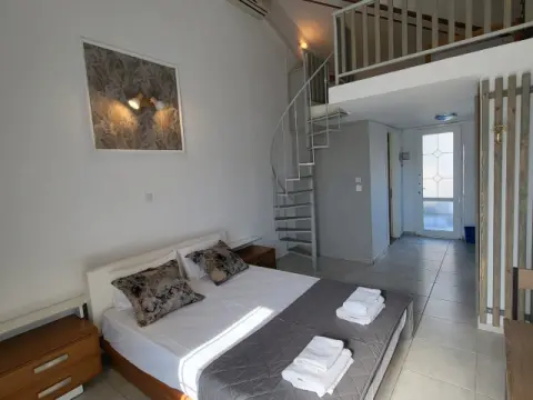 Greek Pride San Giorgio Apartments, Σκάλα Φούρκας