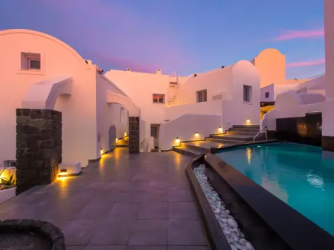 Sole d'οro Luxury Suites, Σαντορίνη