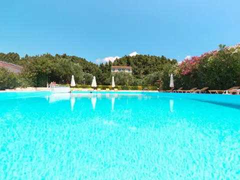 Julia Hotel, Χαλκιδική