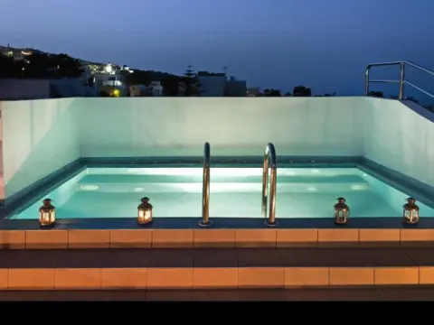 Summertime Villa, Σαντορίνη
