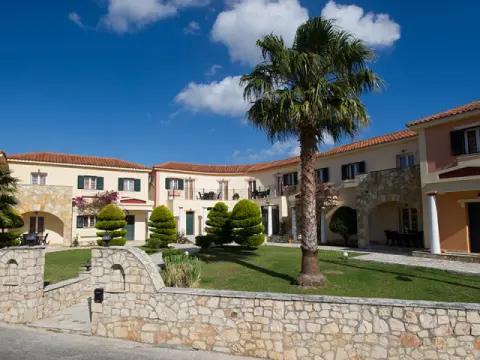 Elanthi Village Hotel, Καλαμάκι