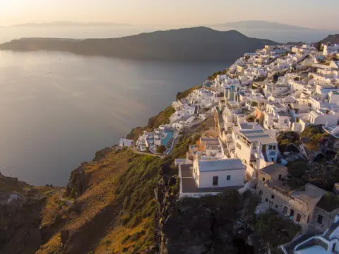 Anemos Cave Suites, Ημεροβίγλι