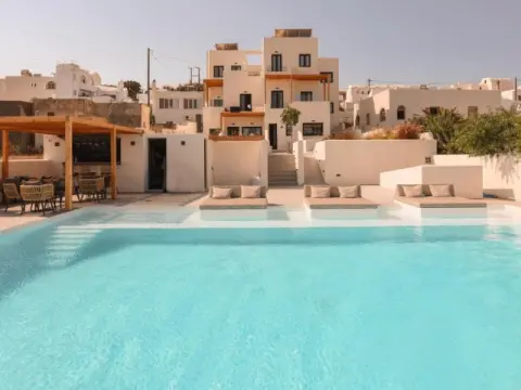 North Wind Luxury Suites, Οία