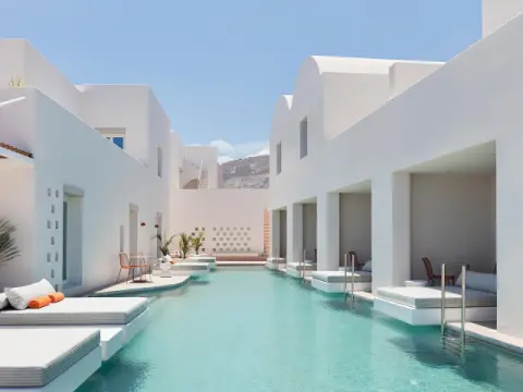 Viva Nove Suites, Σαντορίνη