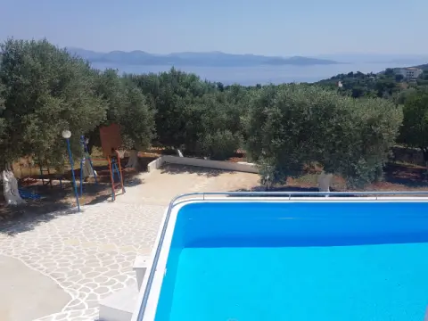 Villa Konaki, Μαραθώνας