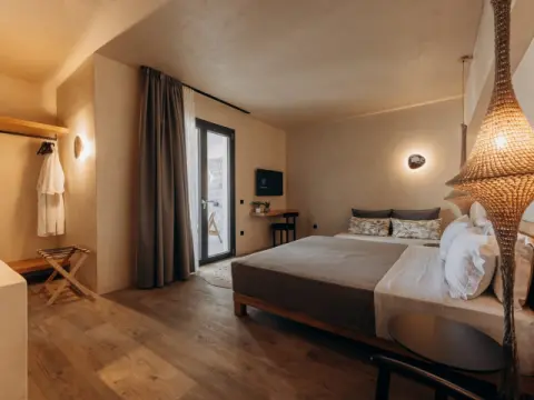 Princess Luxury Suites, Νάξος