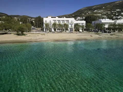 Play Paros a member of Brown Hotels, Πάρος