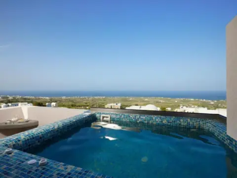 Alyvia Suites, Σαντορίνη