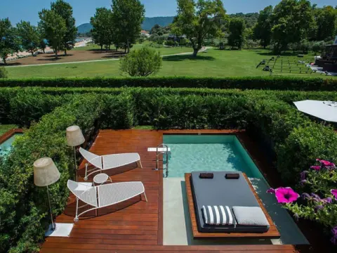 Avaton Luxury Beach Resort Relais & Chateaux, Ουρανούπολη