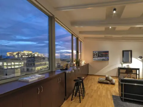 Acropolis Suites Troulanda, Αθήνα