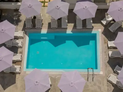 Evita Blue Hotel, Ξυλόκαστρο