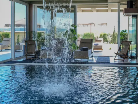 GF Villa, Άφυτος