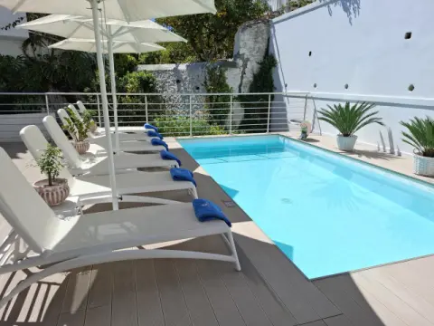 Porto Vecchio Luxury Suites, Σπέτσες