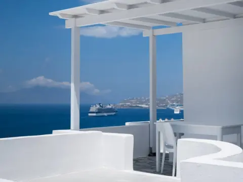Feel Breeze, Μύκονος