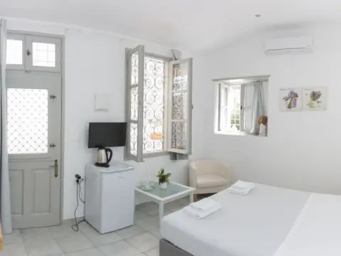 Douskos Guest House, Ύδρα