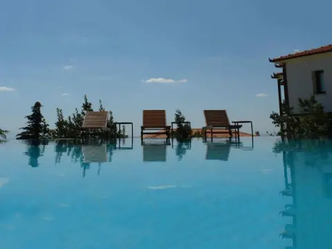 Roxani Country House, Μαρώνεια