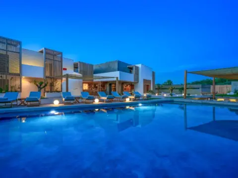 Zante Maris Suites, Τσιλιβί
