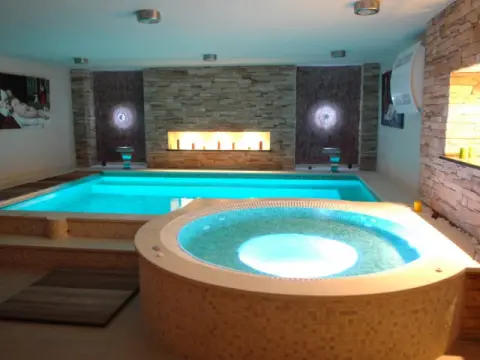 Nymfes Hotel & Spa, Λουτρά Πόζαρ