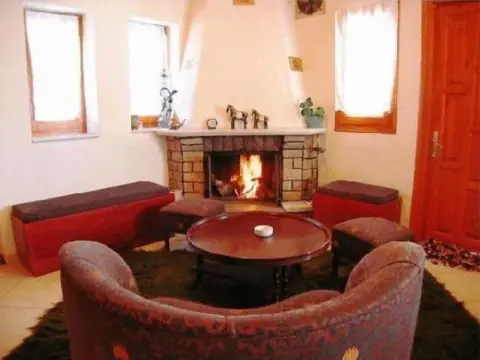 Antigoni Hotel, Λίμνη Πλαστήρα